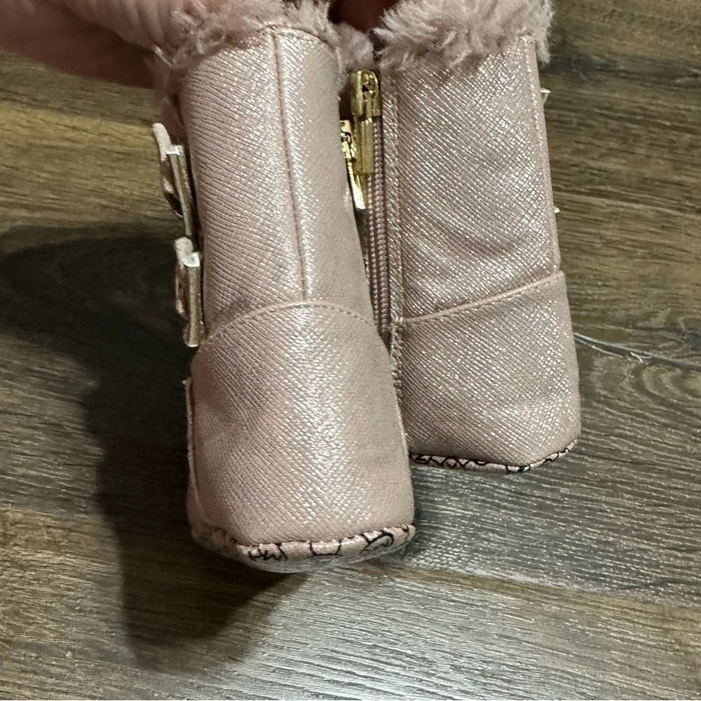 Baby girl Michael Kors boots 0-6 months